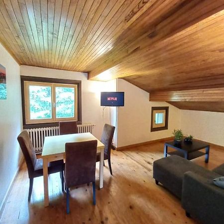 Logement Mansarde Dans Maison Avec Jardin En Bord De Piste, Vue Montagne Les Houches Zewnętrze zdjęcie