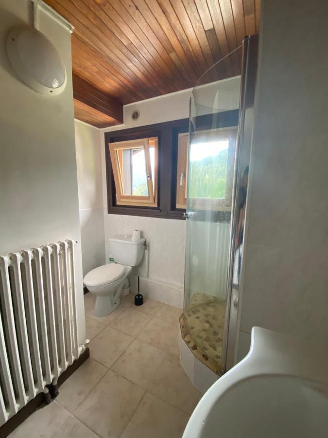 Logement Mansarde Dans Maison Avec Jardin En Bord De Piste, Vue Montagne Les Houches Zewnętrze zdjęcie