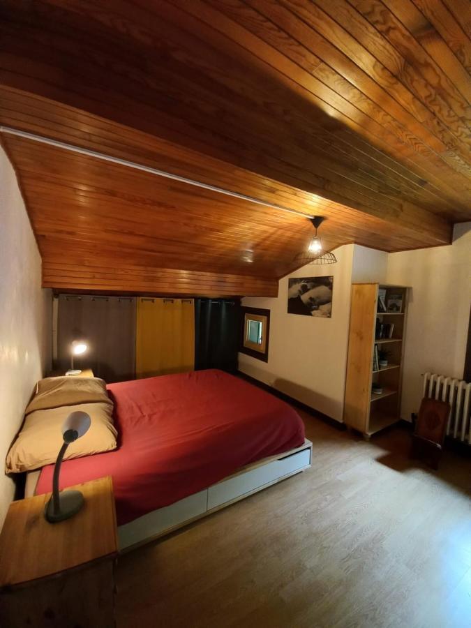 Logement Mansarde Dans Maison Avec Jardin En Bord De Piste, Vue Montagne Les Houches Zewnętrze zdjęcie
