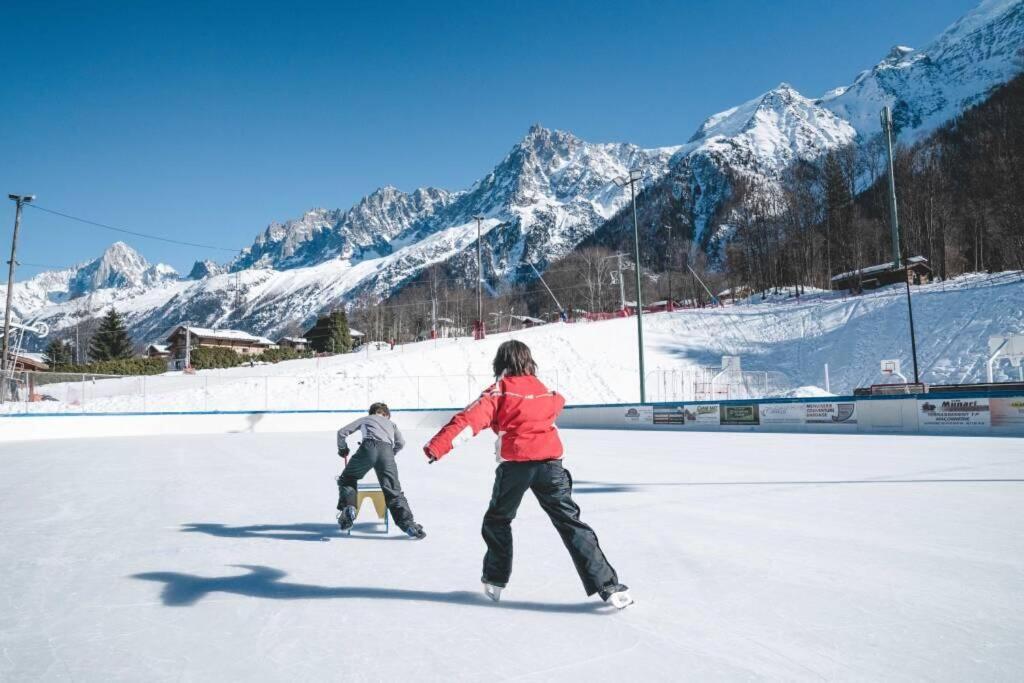 Logement Mansarde Dans Maison Avec Jardin En Bord De Piste, Vue Montagne Les Houches Zewnętrze zdjęcie